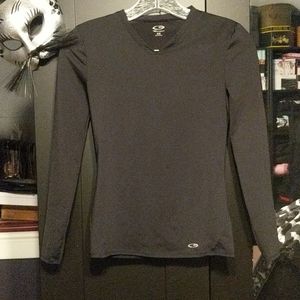 V neck XS Champion work out long sleeved top